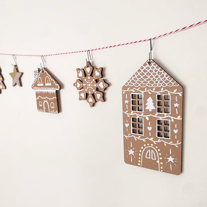 DIY Gingerbread garland-making kit